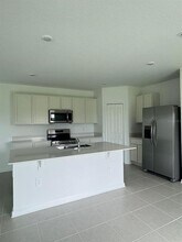 4401 River Beacon Blvd in Davenport, FL - Building Photo - Building Photo