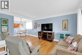 3692 McKay Ave in Windsor, ON - Building Photo - Building Photo