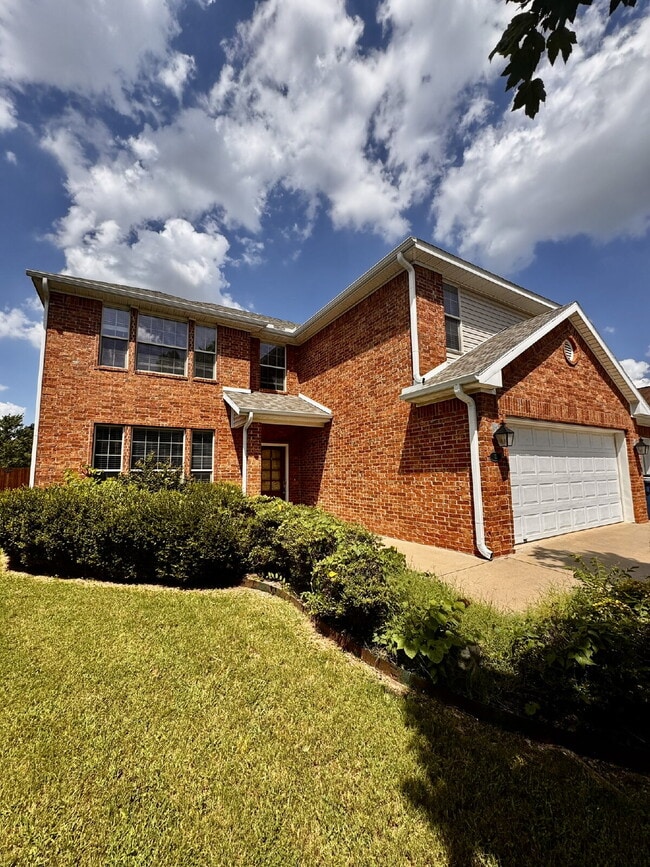 property at 15 Bluestem Ln