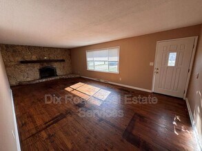 4828 Betsy Dr in Franklin, OH - Building Photo - Building Photo