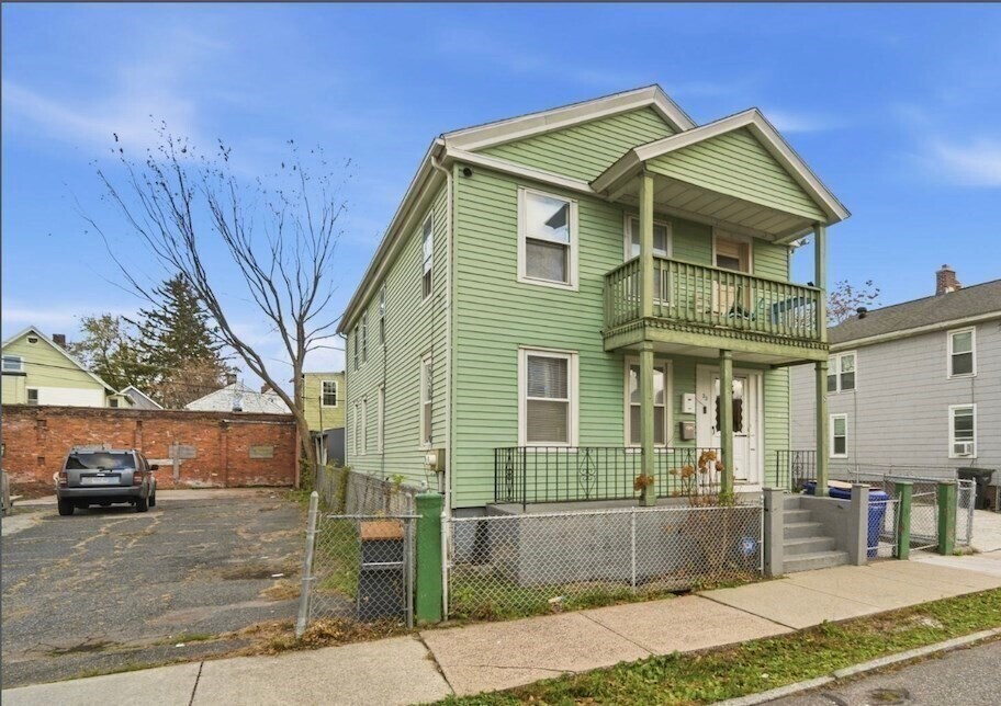 53 Fremont St in Springfield, MA - Building Photo