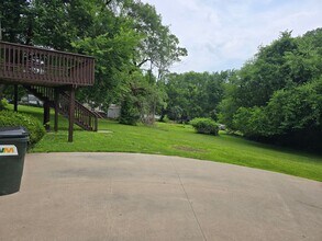 5521 Woodson Rd in Raytown, MO - Building Photo - Building Photo