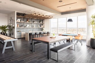 1808 Minor Ave, Unit 3510 in Seattle, WA - Foto de edificio - Building Photo