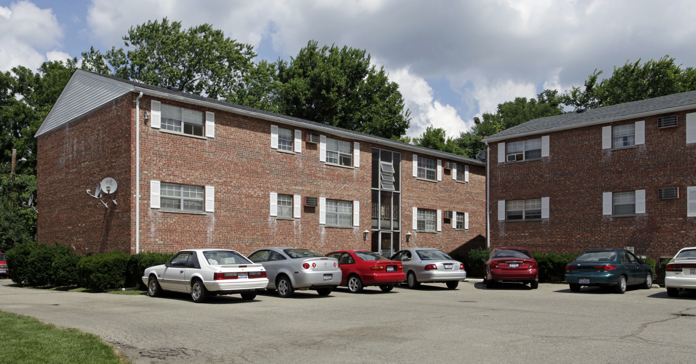 Clearwater Apartments in Cincinnati, OH - Foto de edificio