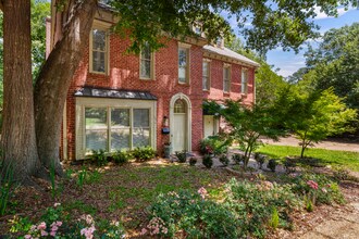 806 Oakwood St in Jackson, MS - Foto de edificio - Building Photo