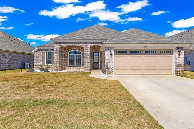 property at 816 Hedgefield Way