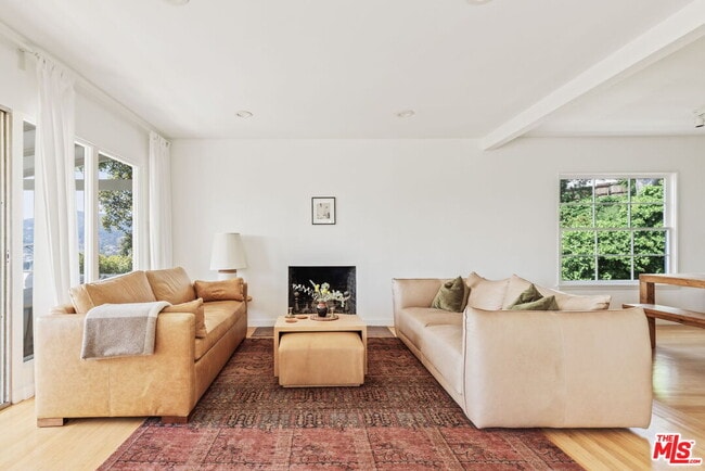property at 3915 Clayton Ave W