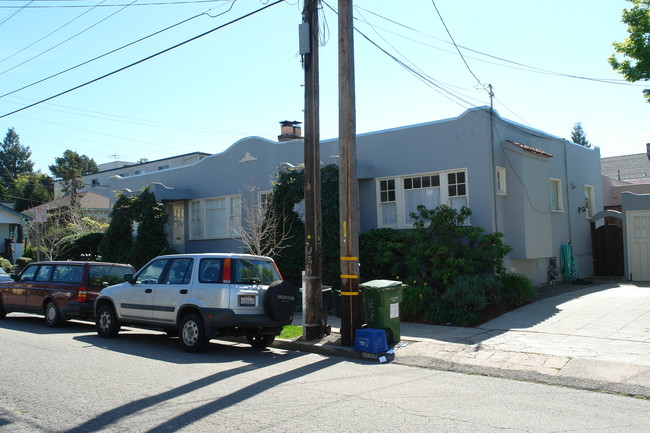 1744 Francisco St in Berkeley, CA - Building Photo - Building Photo