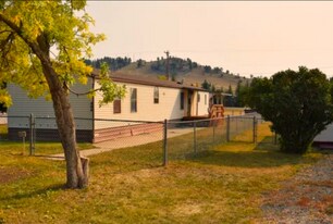 404 N Washington St in Boulder, MT - Building Photo