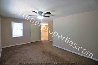 201 Wynn Way-Unit -B in Columbia, SC - Foto de edificio - Building Photo