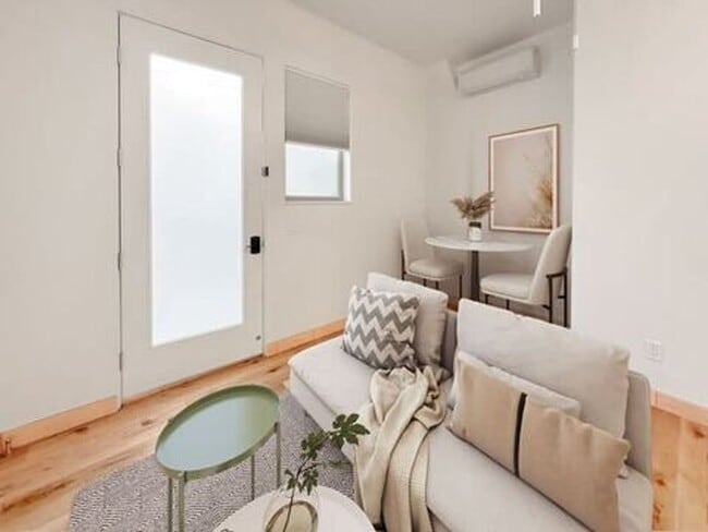 1288 Pine Ave in Carlsbad, CA - Building Photo - Building Photo