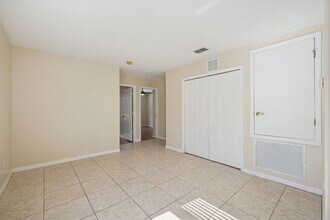 2825 Cliffe Ct in Oviedo, FL - Building Photo - Building Photo