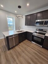 840 2nd St, Unit Floor 2 in Rensselaer, NY - Building Photo