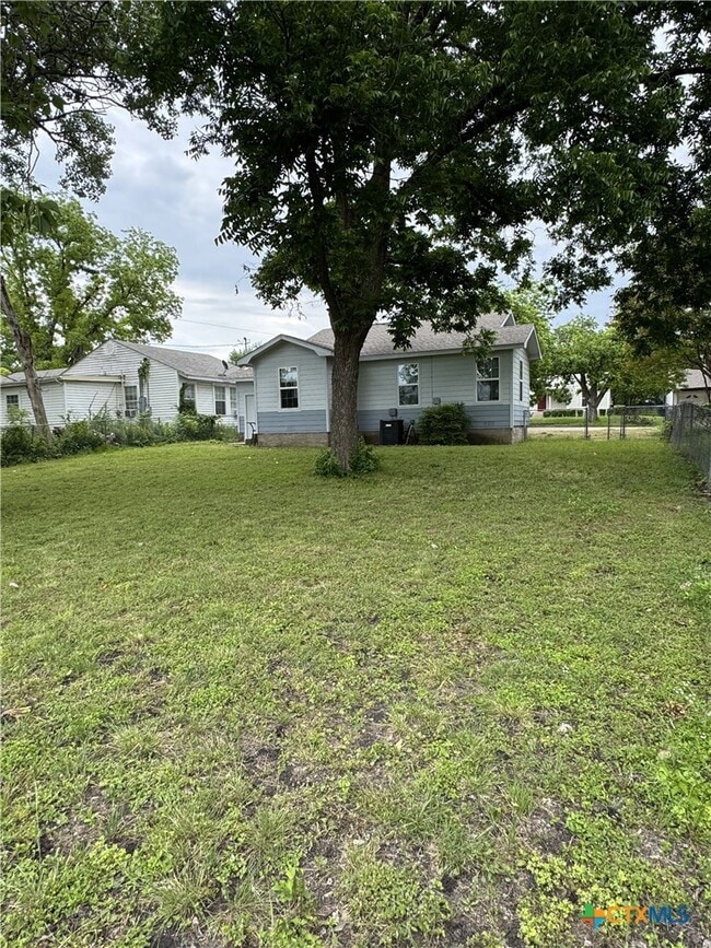 property at 1514 S 15th St