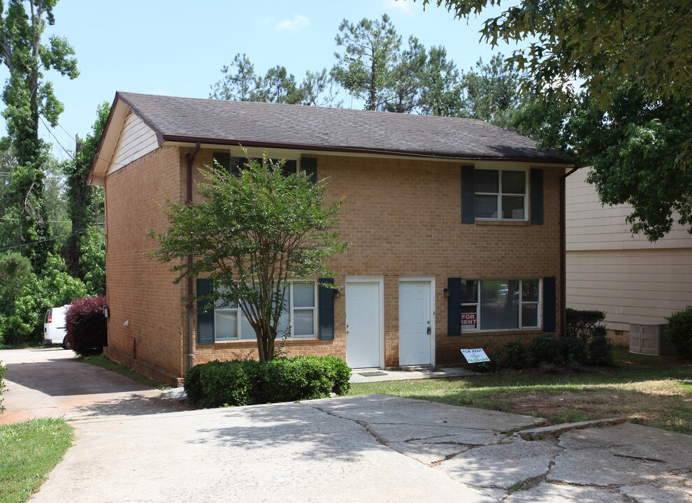 373-375 Mimosa Dr in Buford, GA - Building Photo