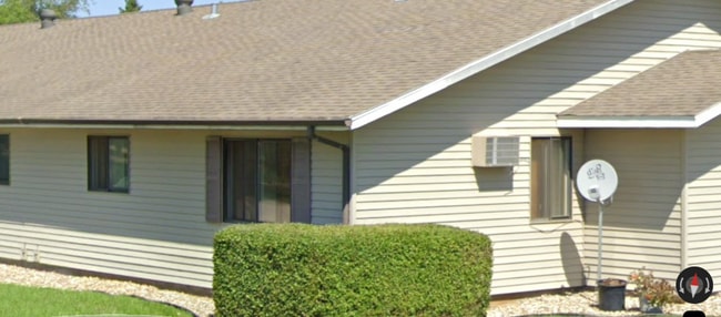 property at 200 7th Ave