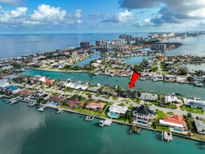 221 Howard Dr in Belleair Beach, FL - Building Photo - Building Photo