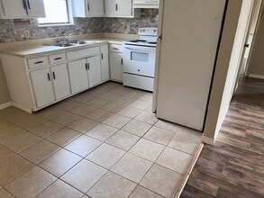 401 East St in Perkins, OK - Building Photo - Building Photo