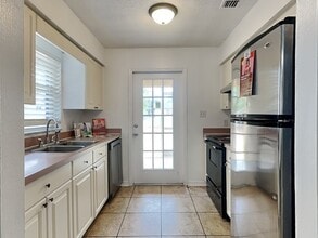 903 Tyner St in Plant City, FL - Building Photo - Building Photo