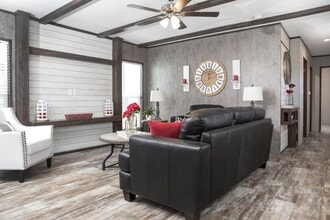 2300 Ward Bend Rd in Sealy, TX - Building Photo - Building Photo