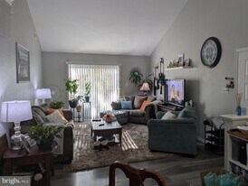 1136 Tristram Cir in Mantua, NJ - Building Photo