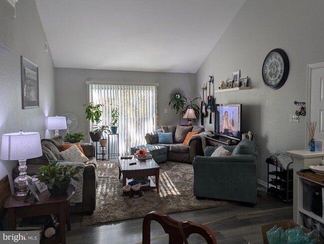 property at 1136 Tristram Cir