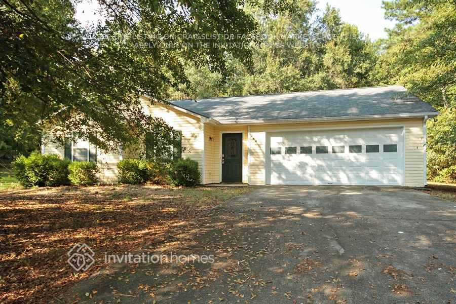 260 Myrtle Grove Ln in Covington, GA - Building Photo