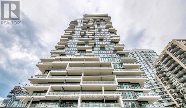 77-1277 Shuter St in Toronto, ON - Building Photo - Building Photo
