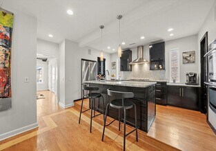 1025 W 31st Pl in Chicago, IL - Building Photo - Building Photo
