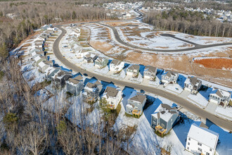 Pine Fork Rd in Quinton, VA - Foto de edificio - Building Photo