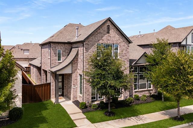 property at 1565 Amesbury Way