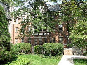 1927 Sherman Ave, Unit #3 in Evanston, IL - Foto de edificio - Building Photo