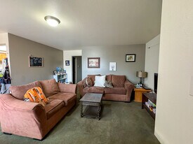 243 E 400 N in Provo, UT - Building Photo