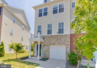 5413 Bristol Grn Wy in Baltimore, MD - Building Photo - Building Photo