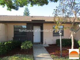 2112 Bahamas Ct in Kissimmee, FL - Building Photo