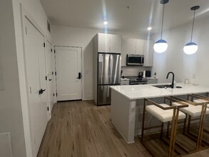 139 W Chelten Ave in Philadelphia, PA - Building Photo - Building Photo