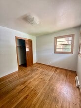 209 Flintridge Dr in Rockford, IL - Building Photo - Building Photo