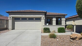 17520 W Fairview St in Goodyear, AZ - Building Photo