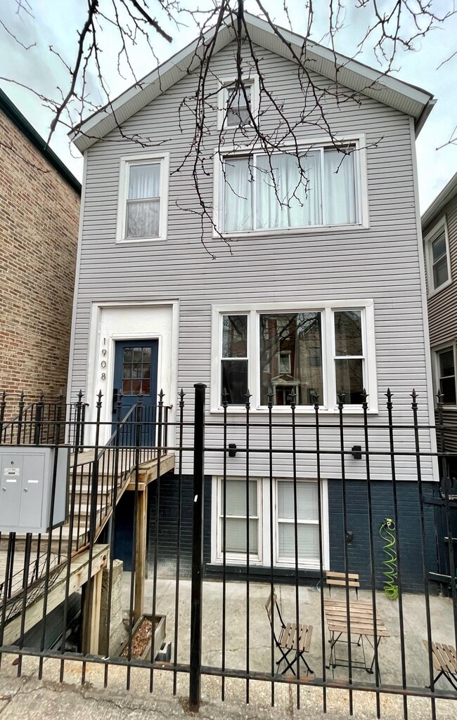 1908 S May St, Unit 1