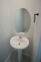 7618 Ashcroft Dr in Zephyrhills, FL - Building Photo - Building Photo