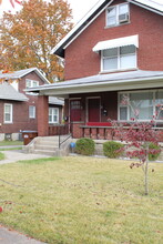 7332 Maple Ave, Unit Apt 2 in Cincinnati, OH - Building Photo - Building Photo