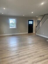 12 Bayview Ave in Bayville, NY - Building Photo - Building Photo