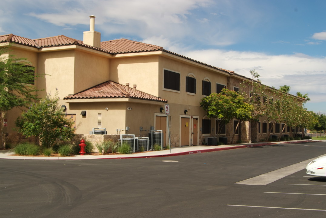 Bledsoe Lane Apartments in Las Vegas, NV - Building Photo