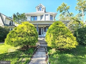 951 Park Ave in Collingswood, NJ - Building Photo - Building Photo
