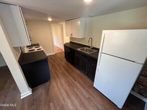27 Lewis St in Ballston Spa, NY - Building Photo - Building Photo