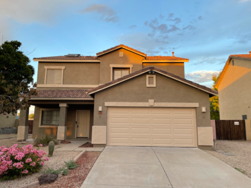 2229 E Andalusian Loop in Queen Creek, AZ - Foto de edificio