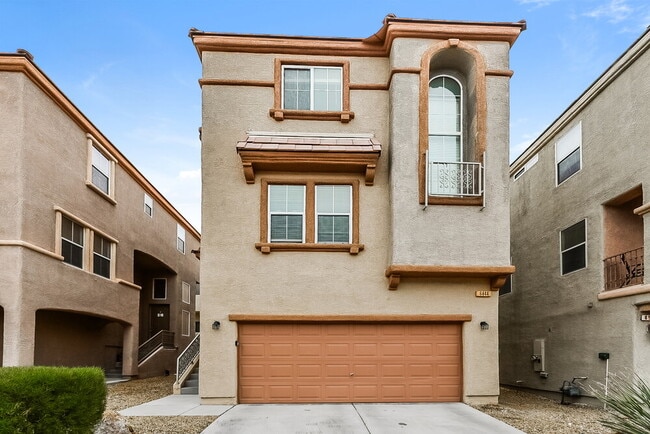 6644 Weeping Pine St