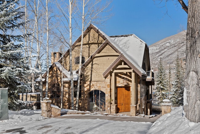 property at 165 Miners Trail Rd