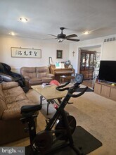 425 Hardmoore Ct in Glen Burnie, MD - Building Photo - Building Photo