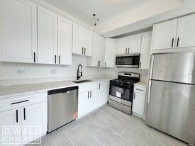 956 N Winchester Ave, Unit 3E in Chicago, IL - Building Photo